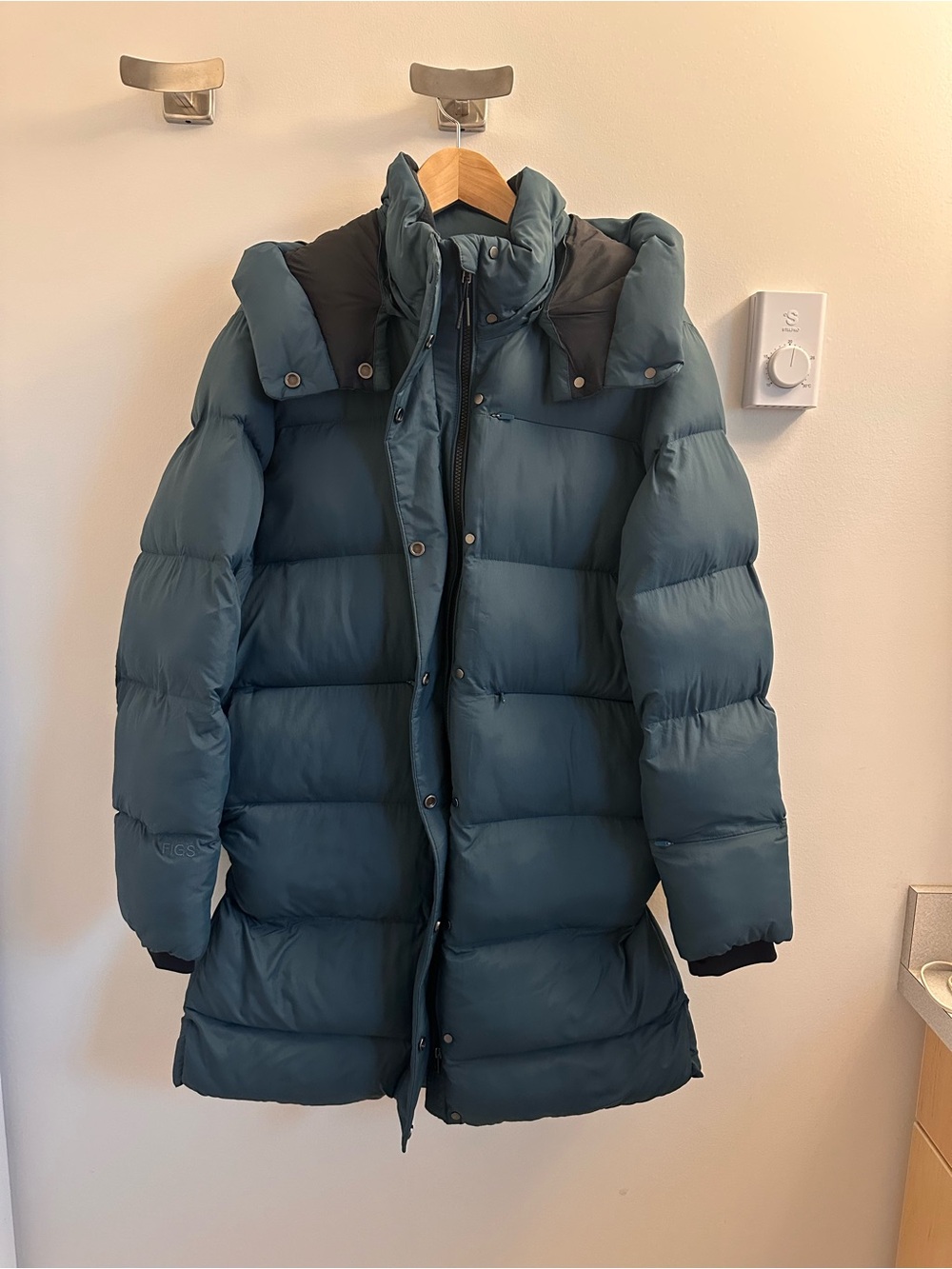 Women’s Like New Figs Down Puffer Coat - Warm Long Quilted Jacket L
